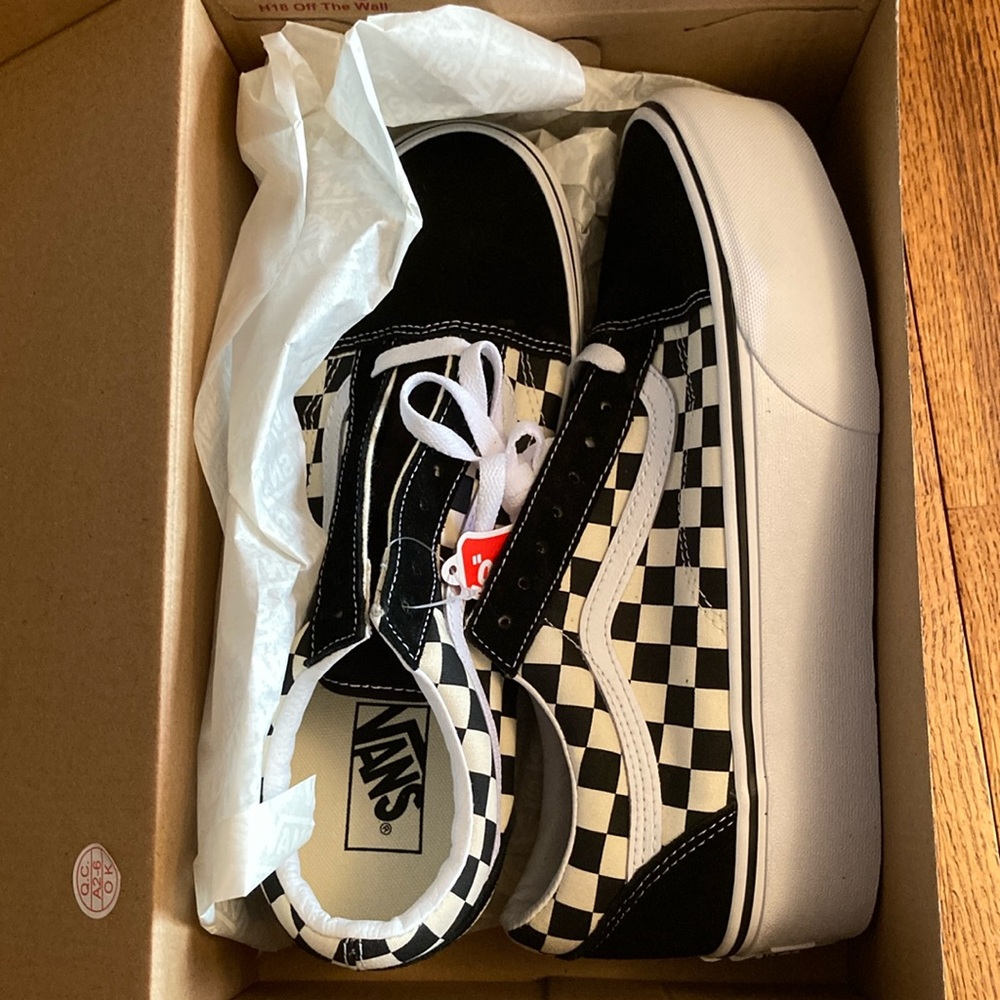 Brand New Checkerboards Platform Vans